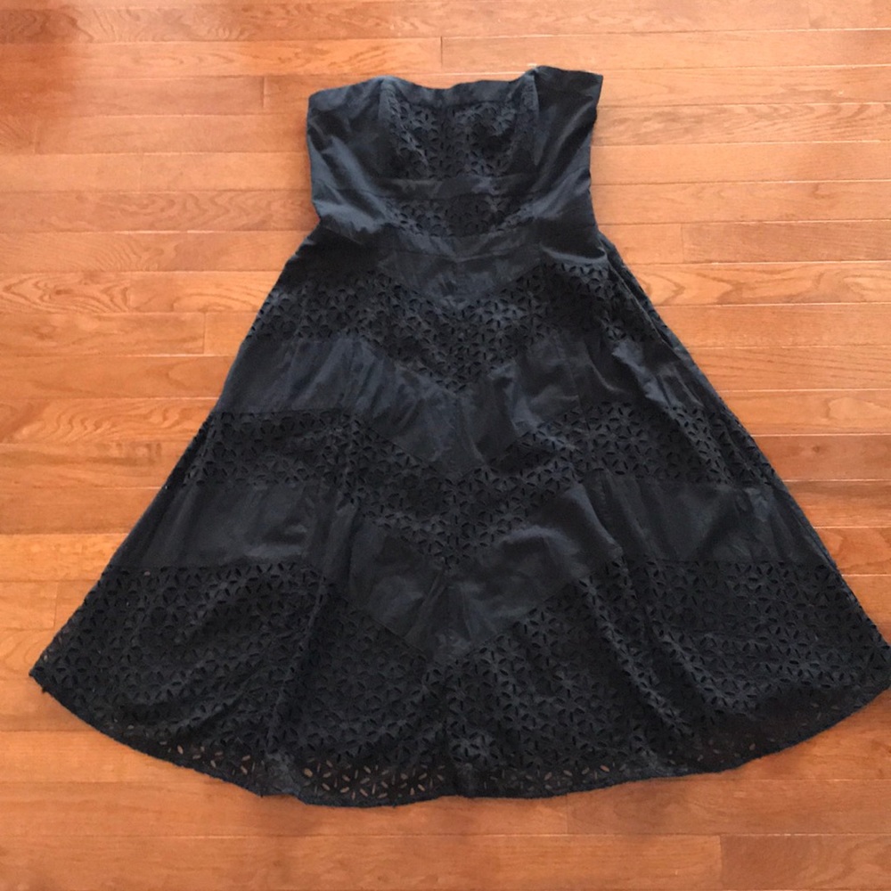 Gorgeous Textured Black Strapless Dress Size10